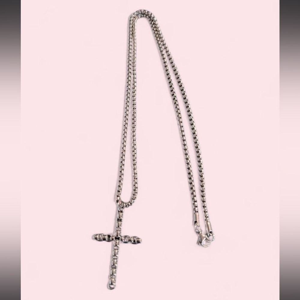 Ed hardy necklace